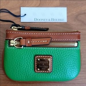 DOONEY & BOURKE Pebble Grain Kelly Green Leather Coin Case
